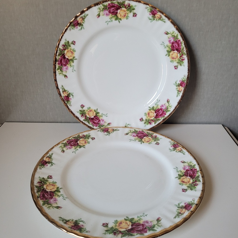 Royal Albert Dinner Plates Set of 2 White Floral Old Country Roses Bone China